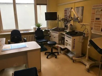 prof. nadzw. dr hab. n. med. Paweł Burduk, Laryngolog